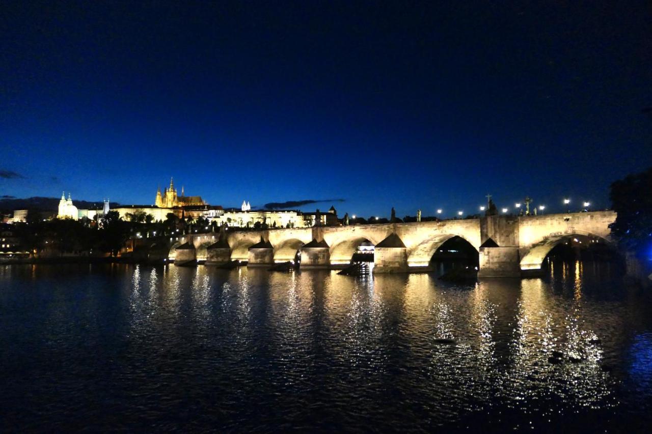 Hotel Liliova Prague Old Town Bagian luar foto