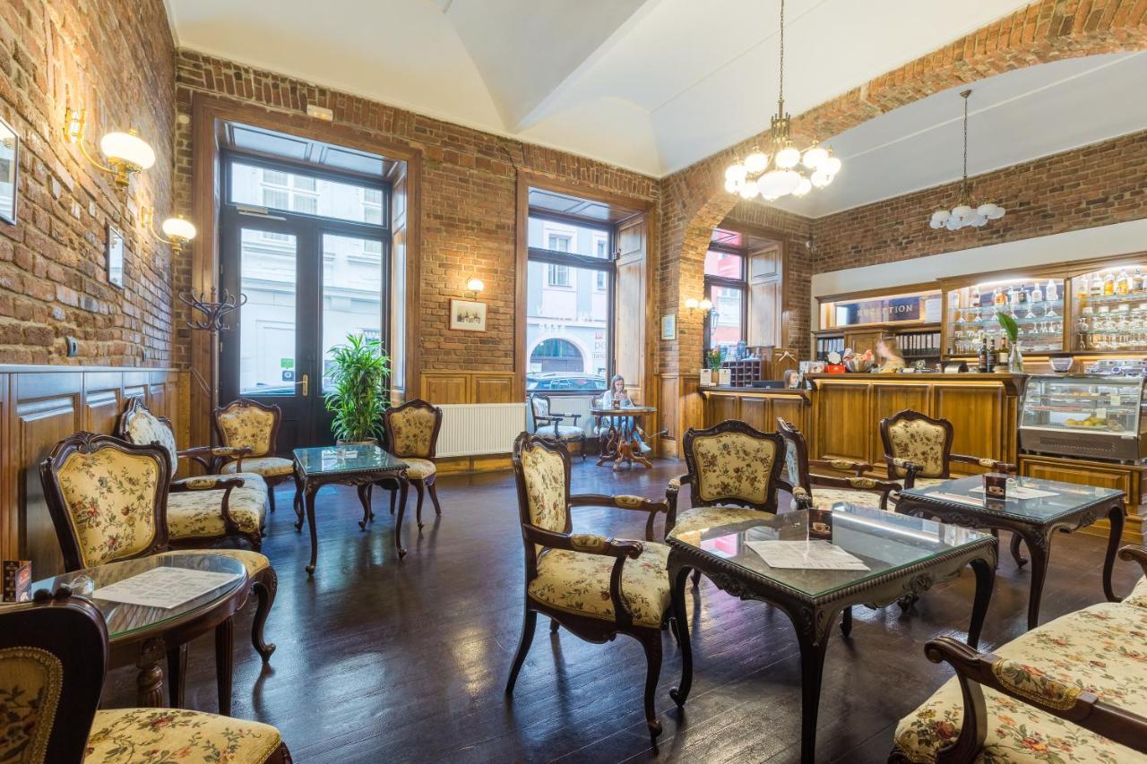 Hotel Liliova Prague Old Town Bagian luar foto
