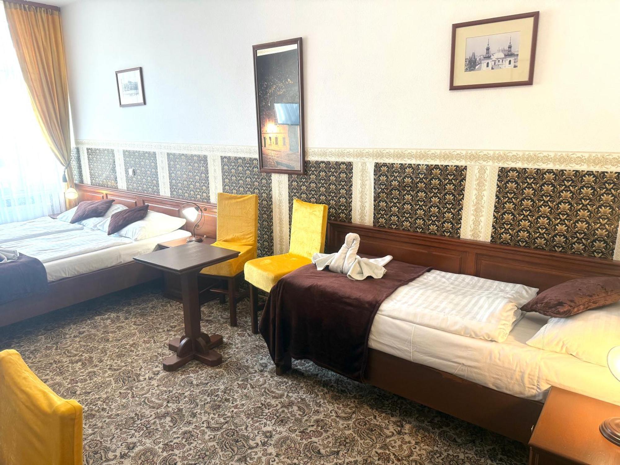 Hotel Liliova Prague Old Town Bagian luar foto